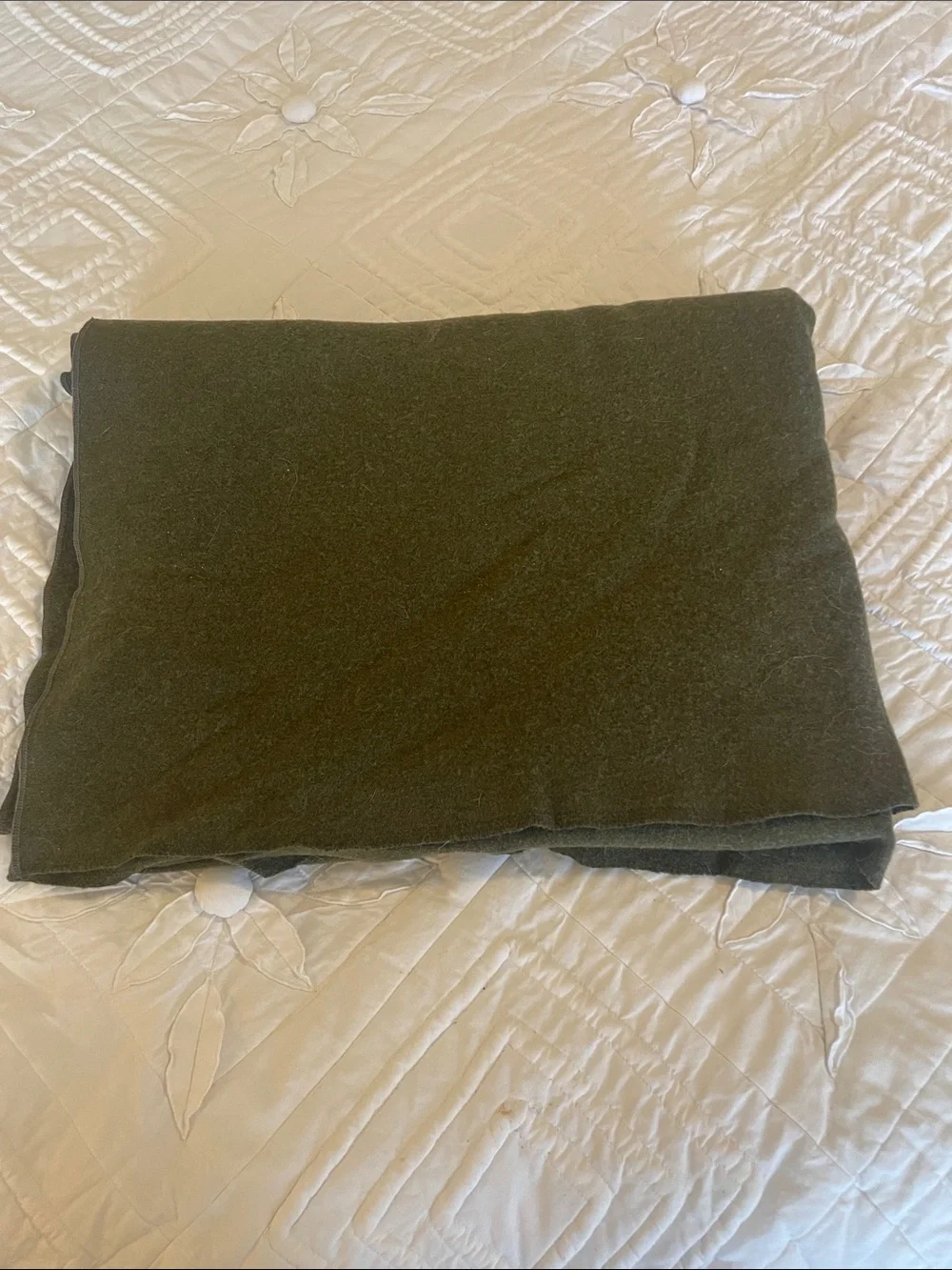 Vintage 80s  military camp blanket wool Olive Green heavyweight Bedding